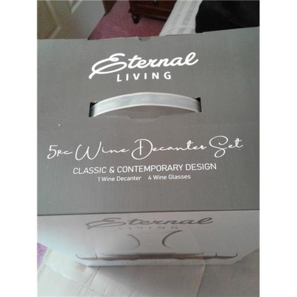 5 pc Wine Decanter Set Decanter Glasses NEW IN BOX - Picture 3 of 4